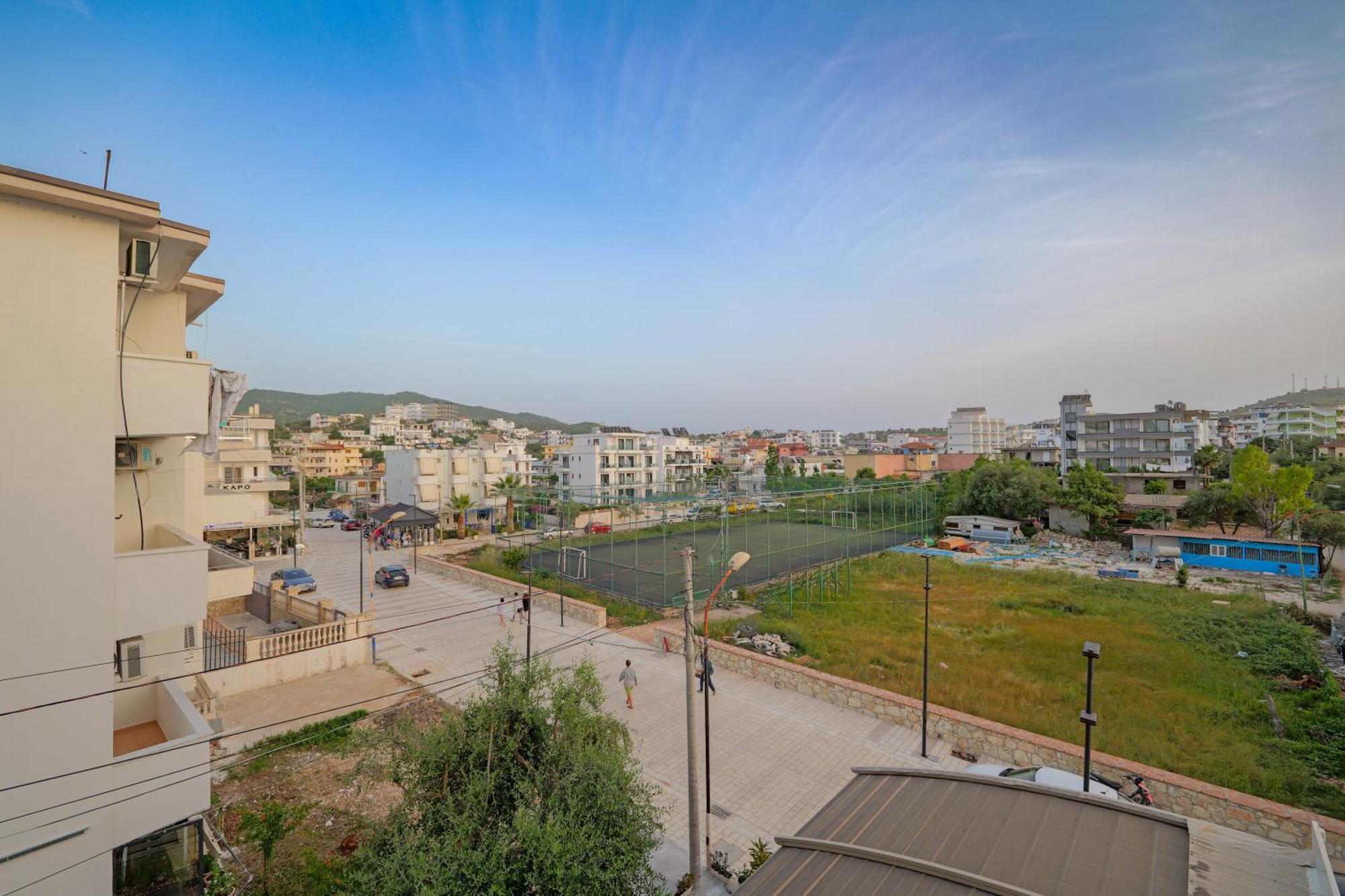 Hotel Veliaj كساميل المظهر الخارجي الصورة