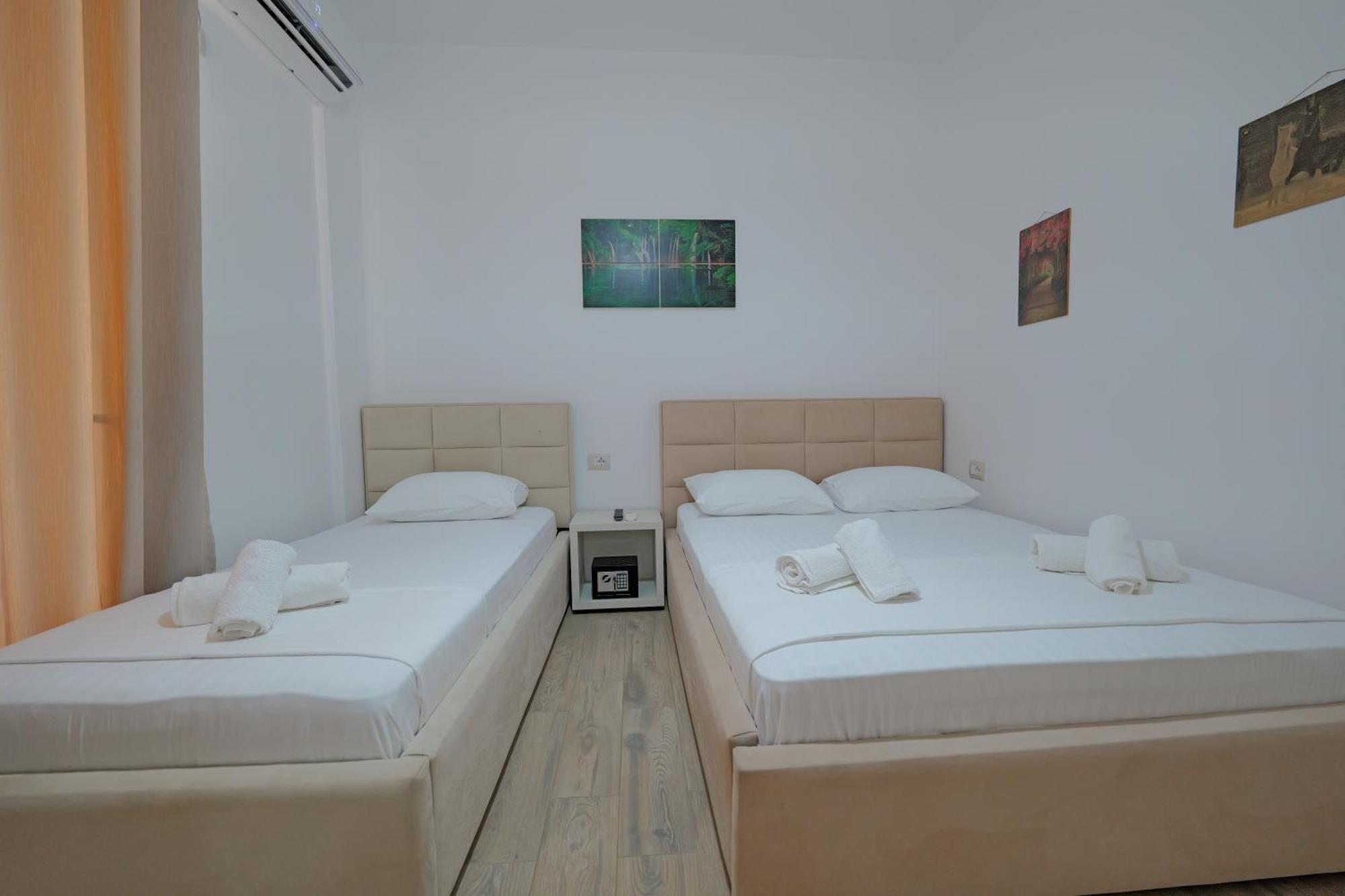Hotel Veliaj كساميل المظهر الخارجي الصورة