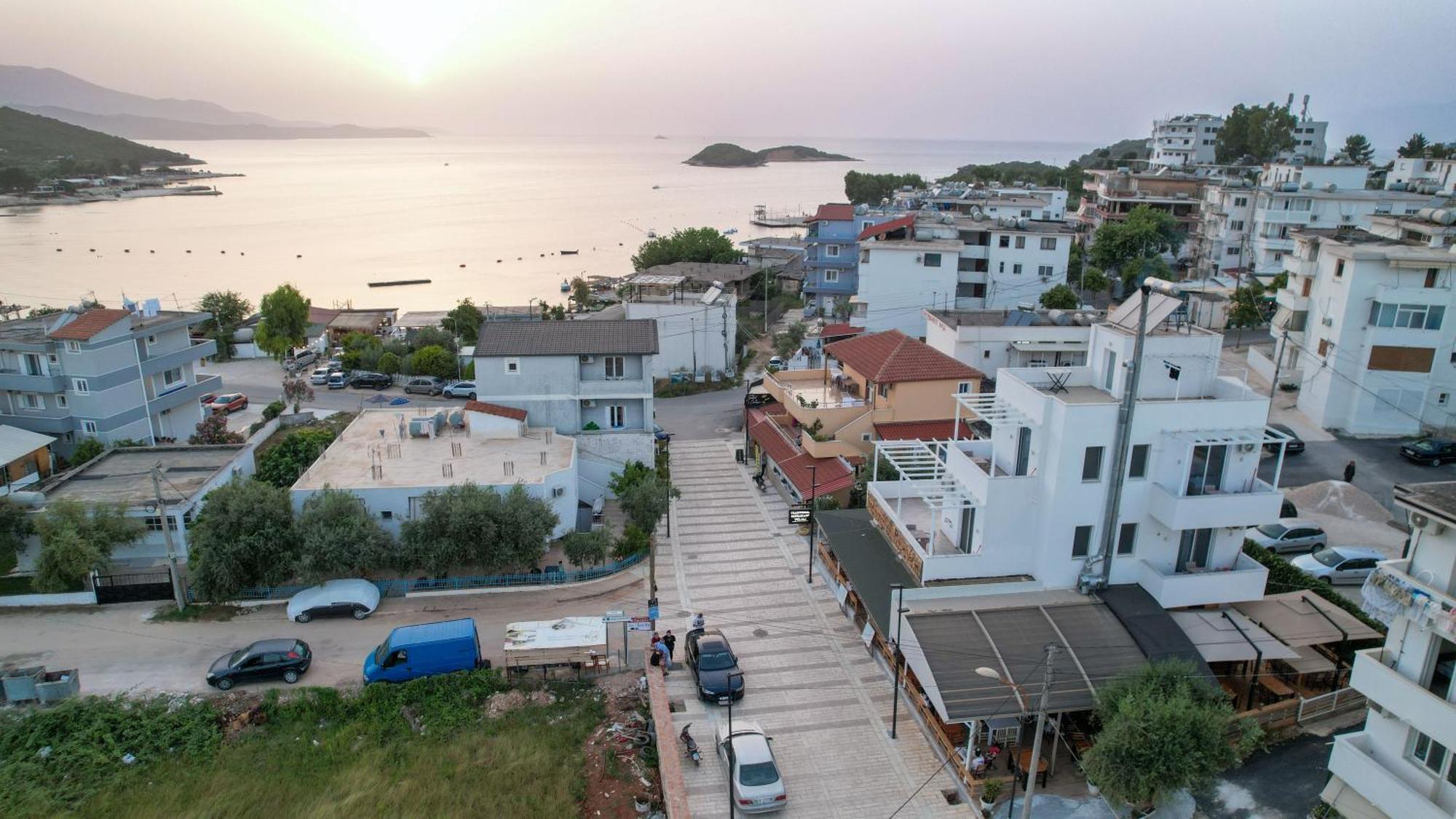 Hotel Veliaj كساميل المظهر الخارجي الصورة